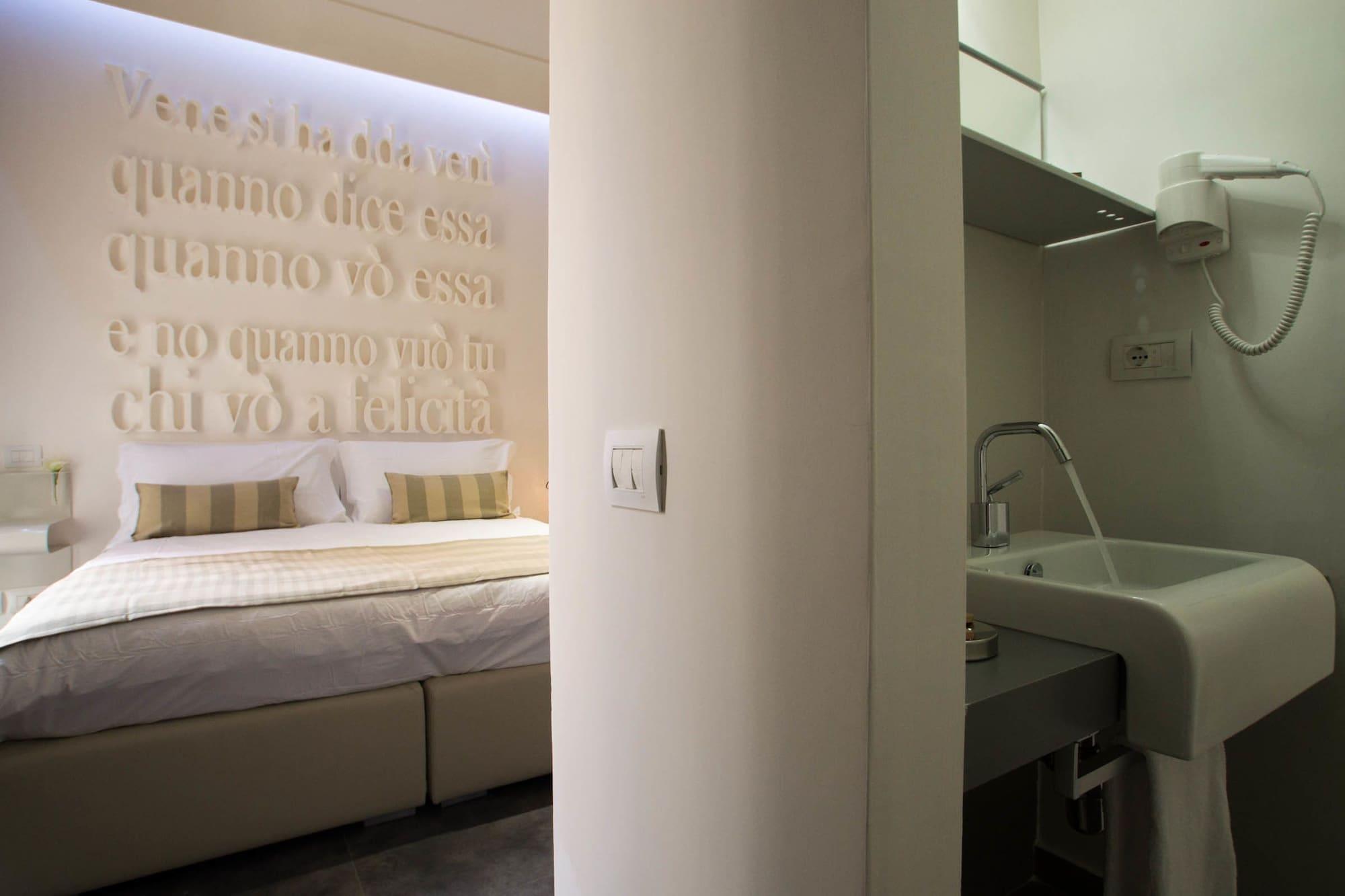 Hotel Santa Brigida เนเปิลส์ ภายนอก รูปภาพ